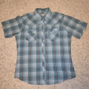 Wrangler Blue and White Casual Button Down Shirt
